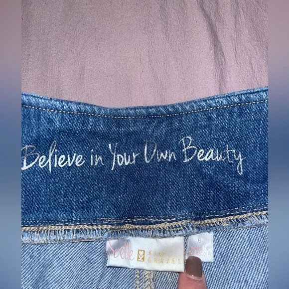 Bella- Kim Gravel Jean Capri’s Women’s size 6 - Picture 3 of 5